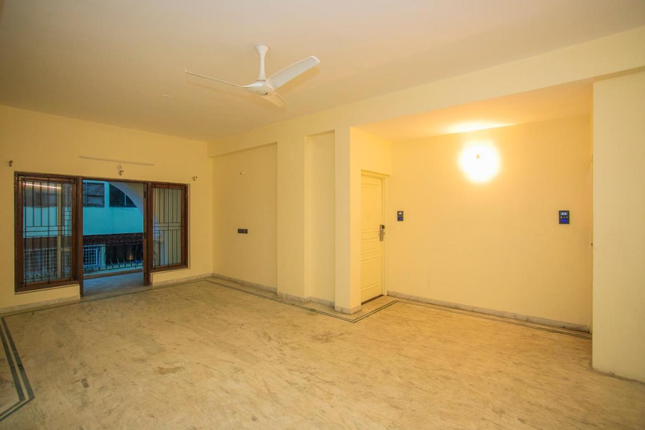 Collection O Premium Eden Au Lac Near Sri Someshwara Swami Temple Bangalore Dış mekan fotoğraf