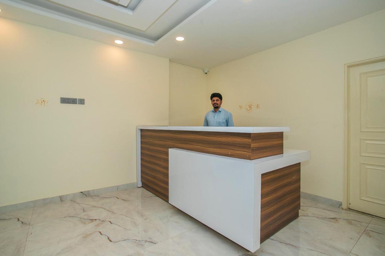 Collection O Premium Eden Au Lac Near Sri Someshwara Swami Temple Bangalore Dış mekan fotoğraf